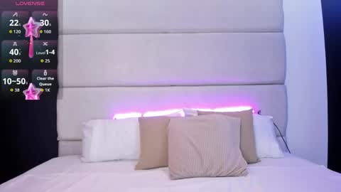 Martina Garcia online show from 05-26-26, 06:26