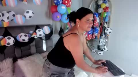 Martina online show from 06-25-26, 08:13