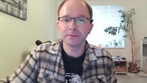 Snapshot of martingersdorf85 chatting on 10-11-25, 02:15 Martin online show from 10-11-25, 02:15