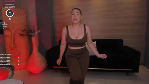 Snapshot of martinnabonnet chatting on 01-04-25, 01:53 Martinna Bonnet online show from 01-04-25, 01:53