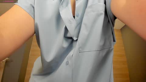 Snapshot of martinnabonnet chatting on 01-07-25, 10:11 Martinna Bonnet online show from 01-07-25, 10:11