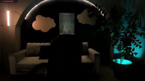 Snapshot of martinnabonnet chatting on 03-08-25, 10:54 Martinna Bonnet online show from 03-08-25, 10:54