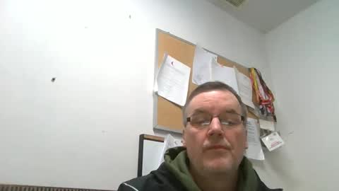 Snapshot of marty1688 chatting on 01-06-25, 11:29 marty1688 online show from 01-06-25, 11:29