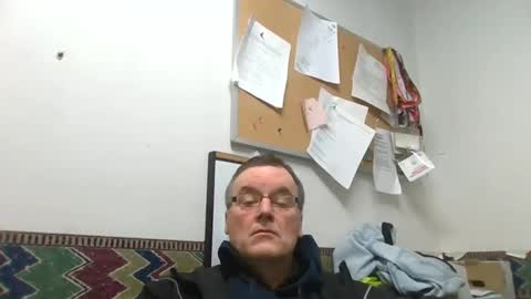 Snapshot of marty1688 chatting on 02-26-25, 12:14 marty1688 online show from 02-26-25, 12:14