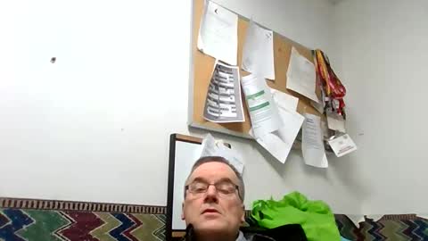 Snapshot of marty1688 chatting on 11-12-25, 11:21 marty1688 online show from 11-12-25, 11:21