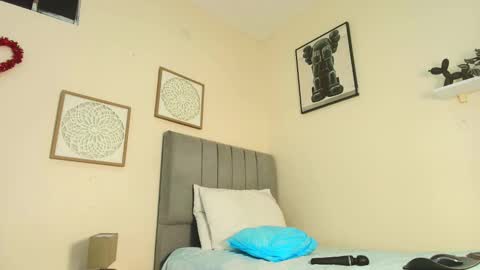 mary_cute9 online show from 03-04-26, 12:11