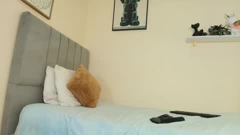 mary_cute9 online show from 06-09-26, 12:06