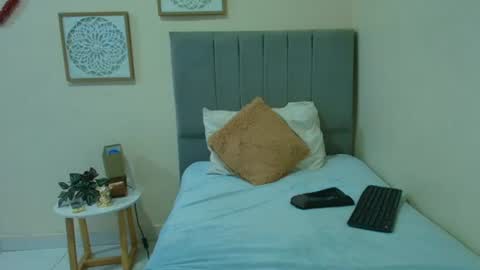 mary_cute9 online show from 07-18-26, 12:09