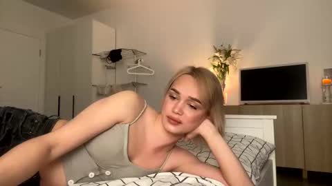 Mary online show from 12-05-24, 10:34