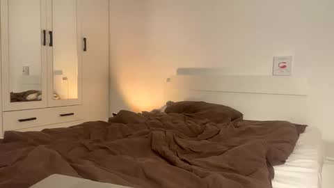 Mary online show from 02-26-25, 09:37