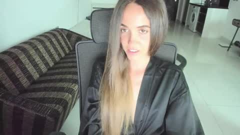 Mary Jane online show from 04-25-26, 05:43