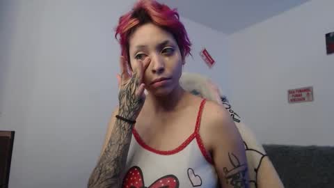 Snapshot of mary_janness chatting on 10-21-25, 06:30 100 online show from 10-21-25, 06:30