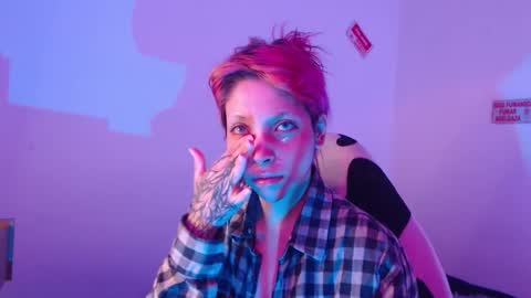 Snapshot of mary_janness chatting on 10-28-25, 05:55 100 online show from 10-28-25, 05:55