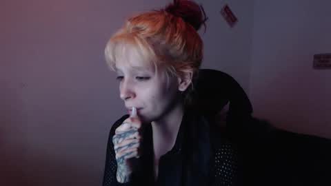 Snapshot of mary_janness chatting on 11-21-25, 06:12 100 online show from 11-21-25, 06:12