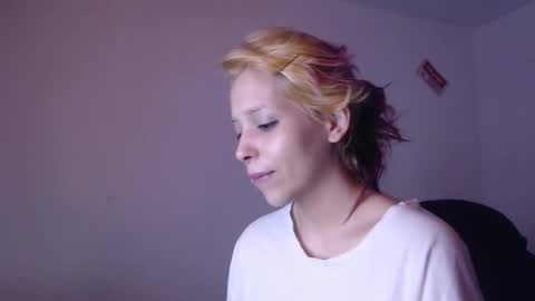 Snapshot of mary_janness chatting on 11-26-25, 06:36 100 online show from 11-26-25, 06:36