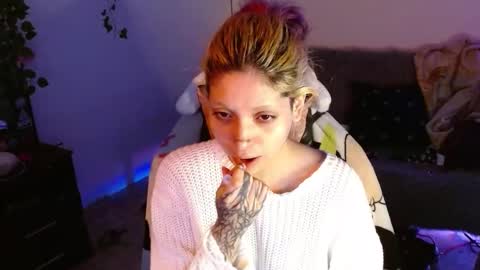 Snapshot of mary_janness chatting on 01-14-26, 08:20 100 online show from 01-14-26, 08:20