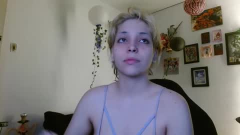 Snapshot of mary_janness chatting on 03-05-26, 10:00 100 online show from 03-05-26, 10:00