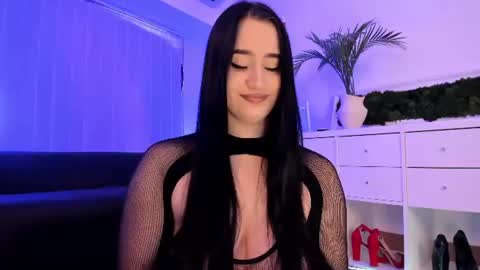 Snapshot of mary_lori chatting on 07-02-26, 06:52 Mary online show from 07-02-26, 06:52