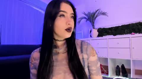 Snapshot of mary_lori chatting on 07-05-26, 06:42 Mary online show from 07-05-26, 06:42