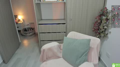 Girl of your dreams  online show from 02-23-26, 01:58