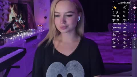 Mary online show from 03-09-25, 11:03