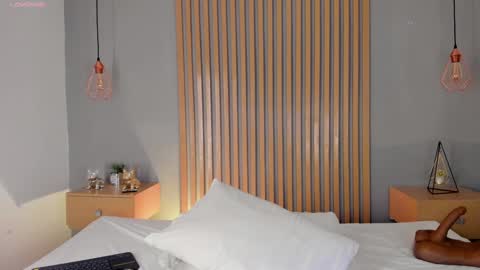 Snapshot of mary_suarez chatting on 02-08-25, 03:41 Maria online show from 02-08-25, 03:41