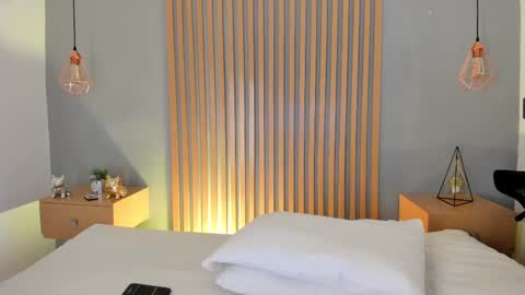 Snapshot of mary_suarez chatting on 02-15-25, 03:52 Maria online show from 02-15-25, 03:52