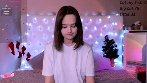 Snapshot of mary_u chatting on 01-10-25, 03:18 Ur Mary online show from 01-10-25, 03:18