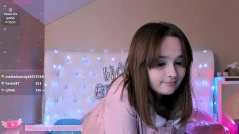 Snapshot of mary_u chatting on 02-06-25, 06:18 Ur Mary online show from 02-06-25, 06:18