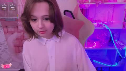 Snapshot of mary_u chatting on 10-11-25, 03:28 Ur Mary online show from 10-11-25, 03:28