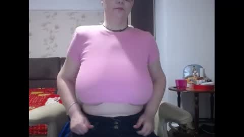 Mary online show from 03-12-25, 03:46