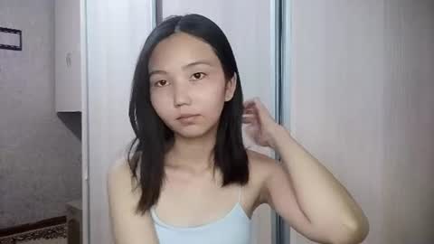 Lily online show from 07-05-26, 01:07