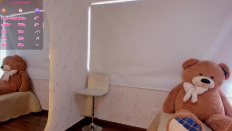 Snapshot of marycollinss chatting on 10-07-25, 02:25 Mary online show from 10-07-25, 02:25