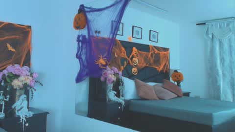       online show from 10-24-25, 01:35