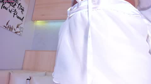 Snapshot of maryevans_ chatting on 01-27-25, 01:19 online show from 01-27-25, 01:19