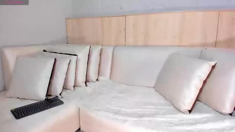 Snapshot of maryevans_ chatting on 03-07-25, 12:01 online show from 03-07-25, 12:01