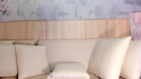 Snapshot of maryevans_ chatting on 09-26-25, 12:20 online show from 09-26-25, 12:20