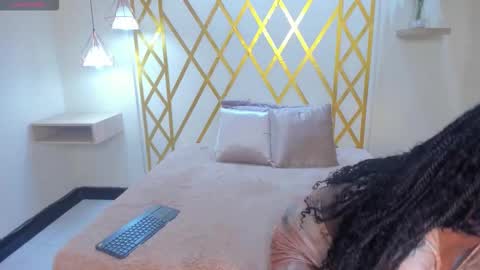   online show from 11-17-25, 01:06