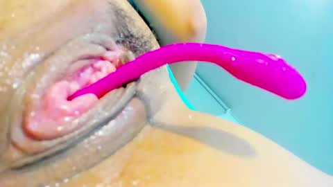 maryjoe11 online show from 01-22-25, 04:02