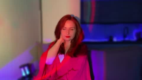 Snapshot of maryleesa chatting on 07-01-26, 06:18 SirenVictoria online show from 07-01-26, 06:18