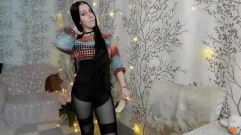 Mary Lou online show from 12-16-24, 05:17