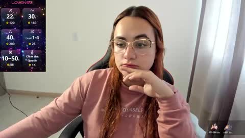 Dulce Maria online show from 11-11-25, 05:13