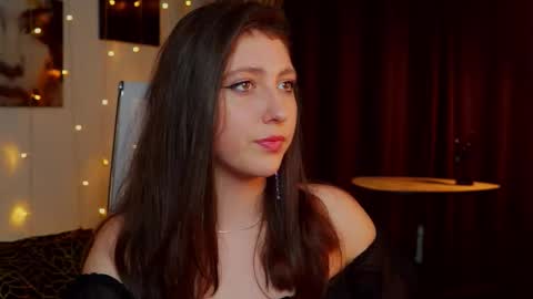 Mary Miller online show from 09-22-25, 12:40