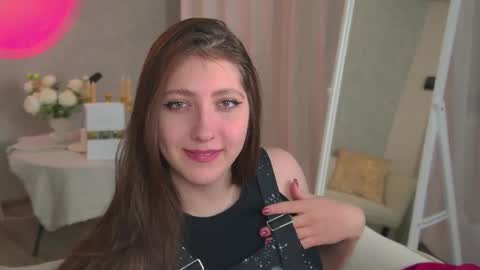 Mary Miller online show from 01-07-26, 06:49