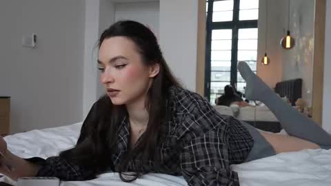 Marina online show from 12-16-25, 10:42