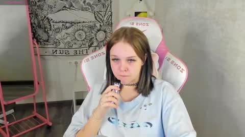 Mary online show from 03-05-25, 01:10