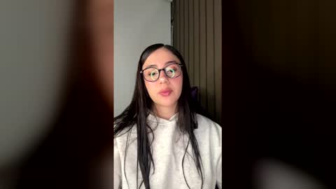 Snapshot of marysofff chatting on 02-27-26, 04:45 marysofff online show from 02-27-26, 04:45