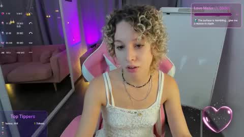 Mary online show from 11-21-25, 06:01