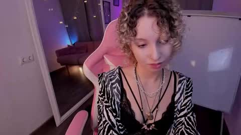 Mary online show from 12-02-25, 05:24