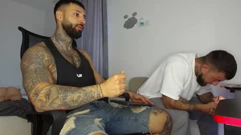 masculineguy69 online show from 11-10-25, 09:19